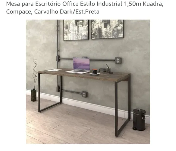Mesa de escritório nova na caixa