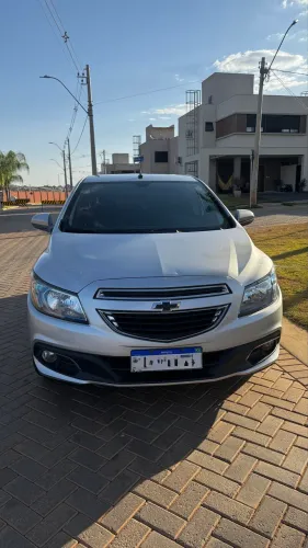 Chevrolet Onix Hatch LTZ 1.4 8V Flex Power Aut. 4P 2015