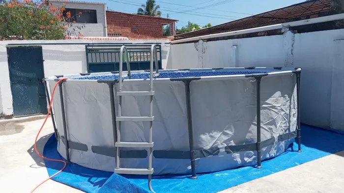 Piscina 16 mil litros