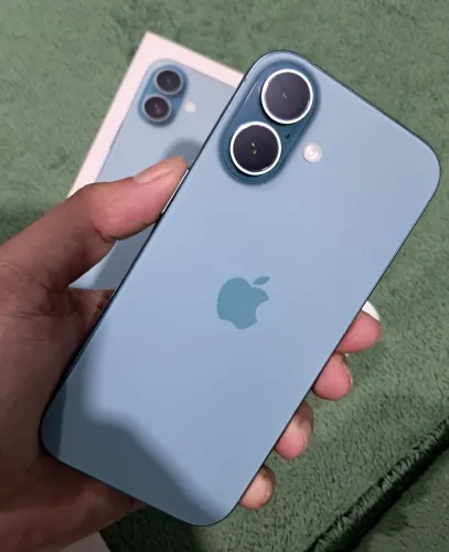 Iphone 16  Impecável..100% perfeito, com caixa, documento e acessórios 