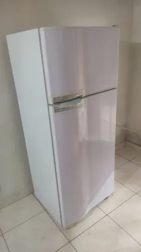 Geladeira duplex continental Frosfre 440lt usada porém funcionando perfeitamente 