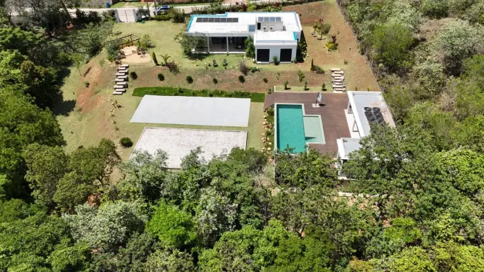 Casa Térrea no Condomínio Porta do sol para aluguel com 400 metros quadrados com 4 quarto