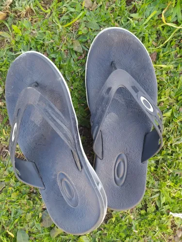 Chinelo Oakley killer Original