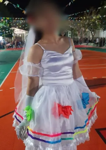 Vestido e véu de noiva - festa junina