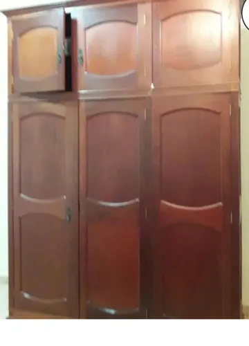 Guarda Roupa em madeira maciça mogno . Estudo proposta