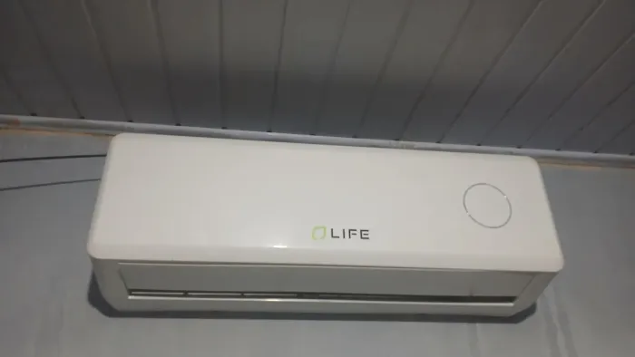 Central De Ar Split Inverter Marca Life 12.000 BTus