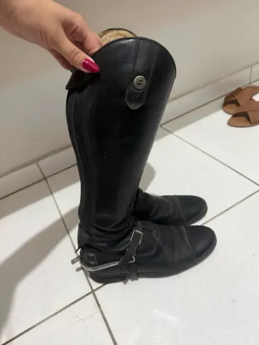 BOTA DE MONTARIA