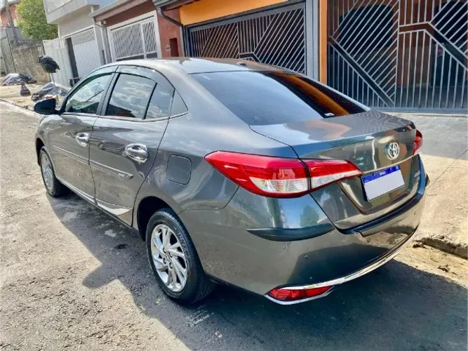 Toyota Yaris XS Sedan 1.5 Flex 16V 4P Aut. 2022