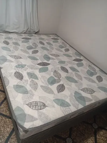 cama box casal semi nova