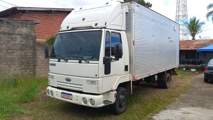 Ford cargo 712