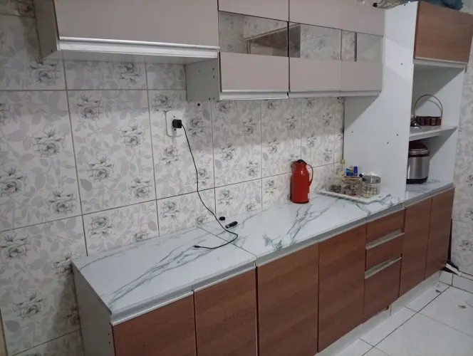 Armário semi novo