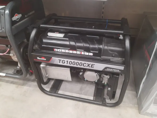 Gerador de Energia Toyama 9kva partida eletrica 