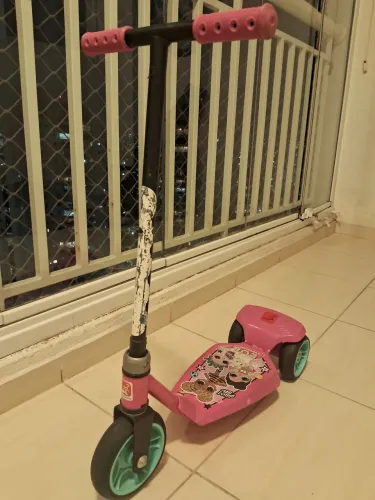 Vendo patinete infantil Bandeirante LOL