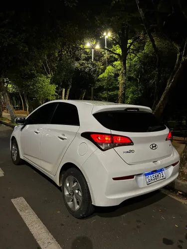 Hyundai HB20 Comfort Style 1.0 TB Flex 12V Mec. 2017