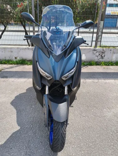 Yamaha XMAX 250 2024