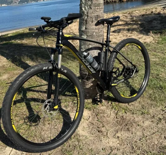 Bicicleta Oggi Big Wheel 7.2 Quadro 19 aro 29 kit Alivio