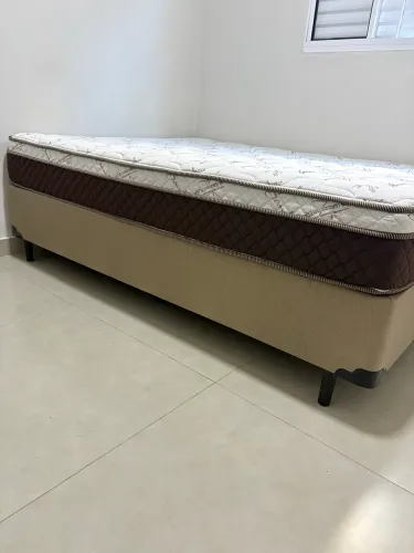 Cama box de casal