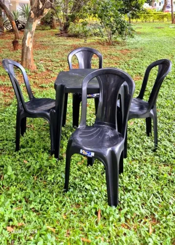 Jogo de Mesa Plástico 4 Lugares Direto da Fábrica