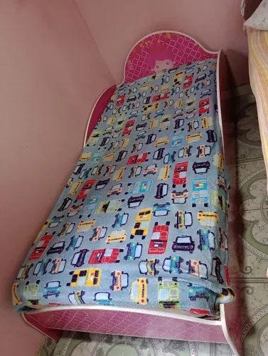 Cama infantil menina