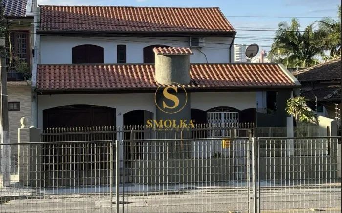 Casa a venda na Praia Comprida