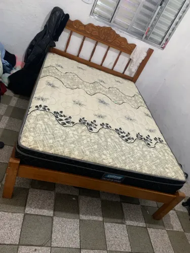 Cama Madeira maciça + Colchão king