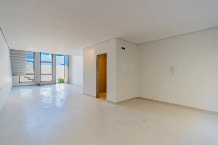 Casa no condomínio Residencial Malmö para venda com 3 quartos, sendo 3 suítes, 150m²