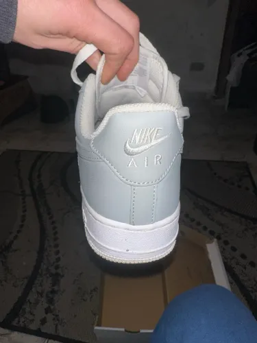 Vendo tênis Nike air force 1 semi novo , interessados chamar *