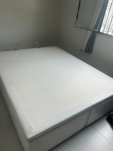 Box casal com baú