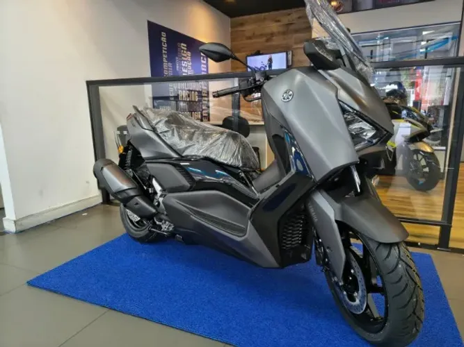 Yamaha XMax 300 CONNECTED 2027/iate