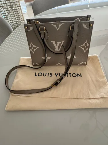 Bolsa Louis Vuitton Onthego PM