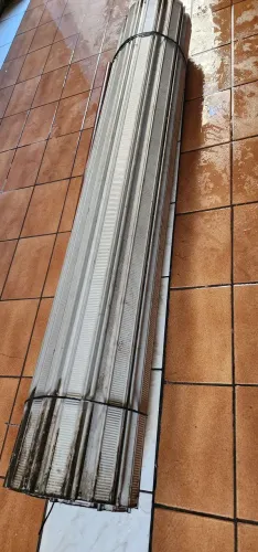 Porta de aço 2.50 de altura e 2.00 de largura