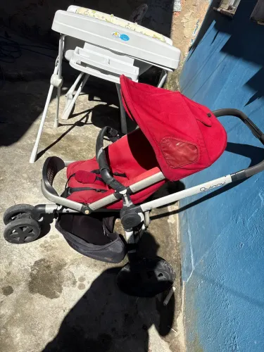 Carrinho e bebê conforto