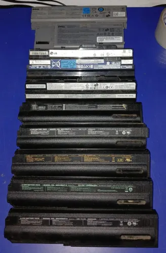 Lote com 10 baterias de notebooks - Diversas - Lacradas