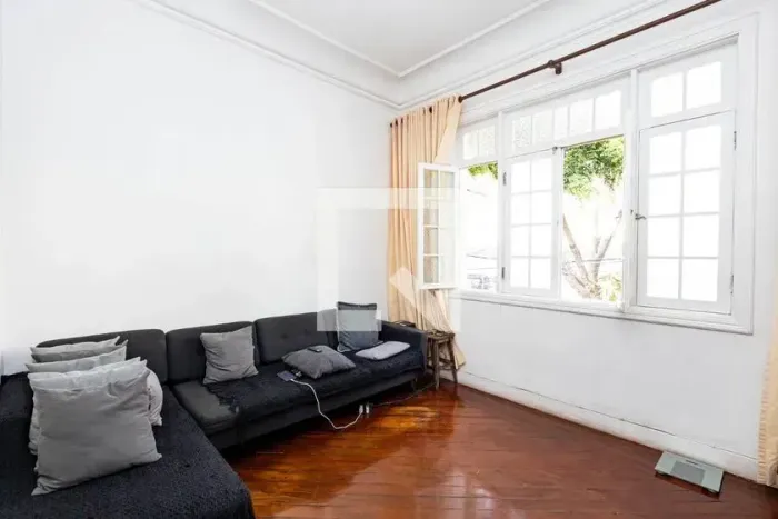Casa à Venda - Bela Vista, 4 Quartos, 180 m2