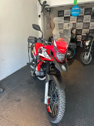 XRE Rally 300c 2021. apenas 12 mil km rodados, único dono, rechegada de acessório.