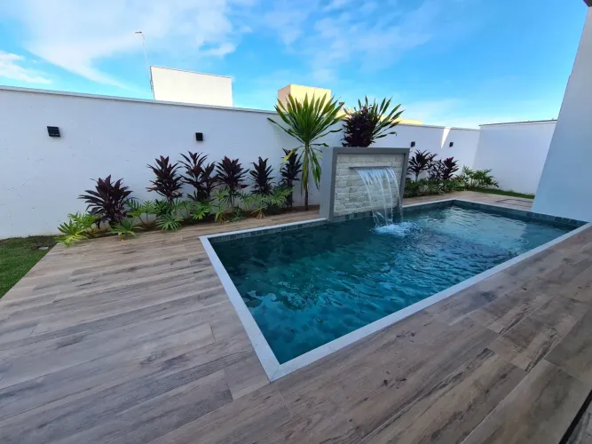 Condomínio Jardins Gênova, Casa Térrea, 4 Suítes com Closets, Sala em 03 Ambientes, Piscin