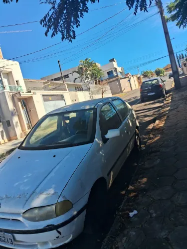 Fiat Palio Young 1.0 MPI 8V 2P (álcool) 2001