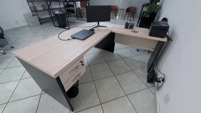 Mesa de escritório 