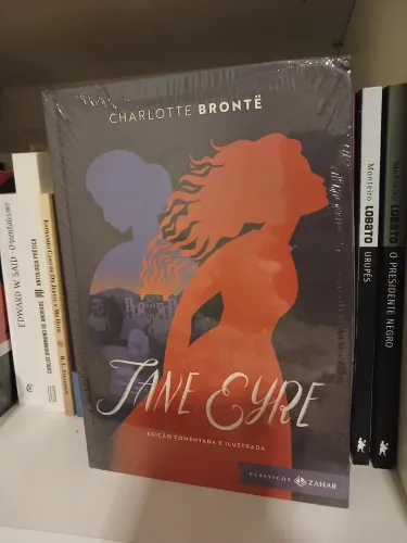 Jane Eyre de Charlotte Bronte.