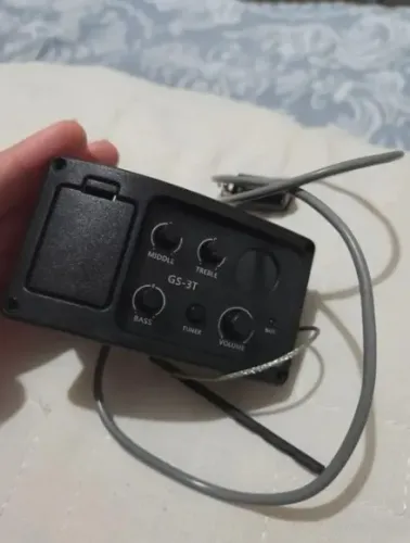 Amplificador e Equalizador Captador GS-3T para violão eletroacústico