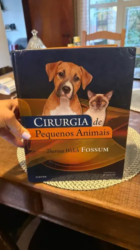 Livro de cirurgia veterinária Theresa Fossum