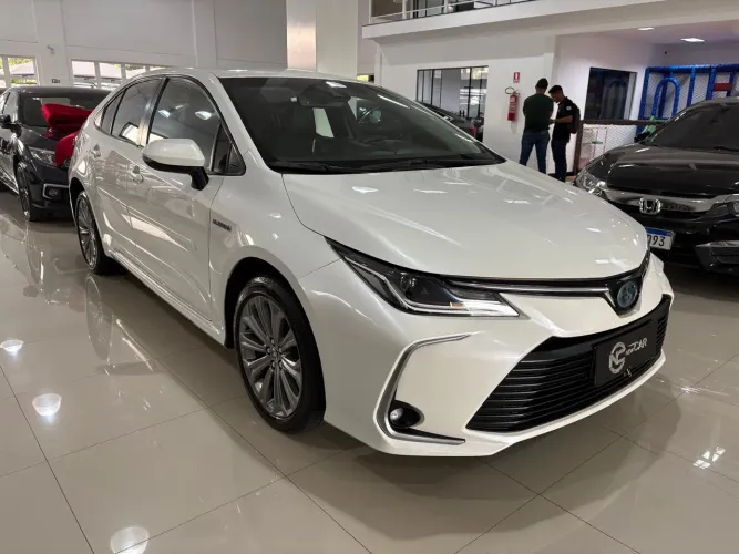 Toyota Corolla Altis Hybrid 1.8 16V Flex Aut. 2020