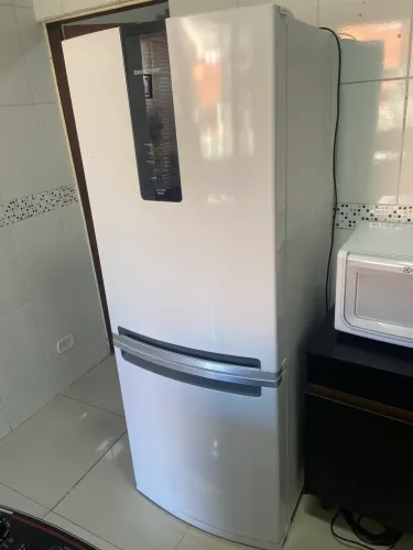 Geladeira/Refrigerador Brastemp Frost Free Duplex 447L BRE57FB