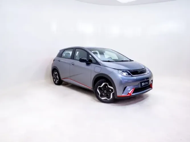 BYD Dolphin EV (Elétrico) 2025