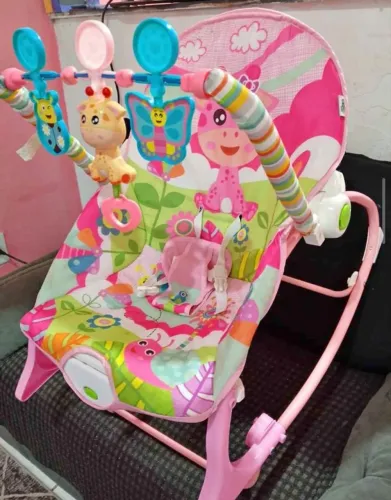 Cadeira de balanço infantil