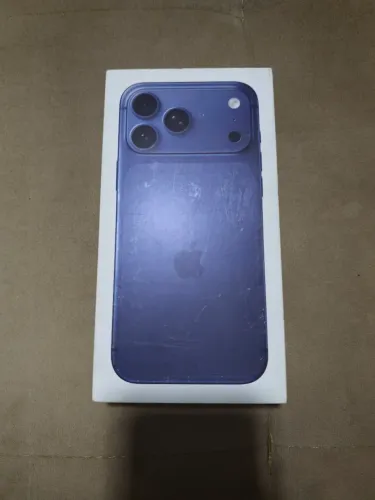 iPhone 17 Pro Max NOVO LACRADO NA CAIXA