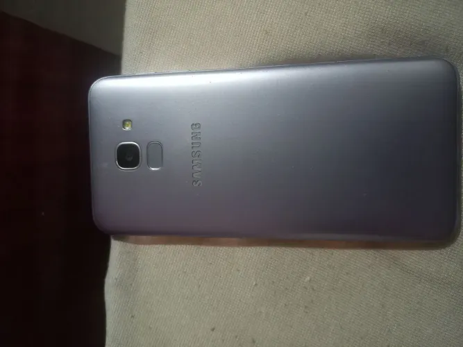 Vendo celular j6 da Samsung