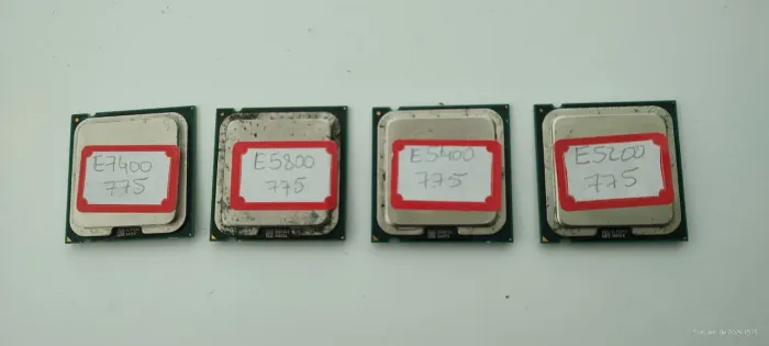Lote de O4 processadores socket 755 bons