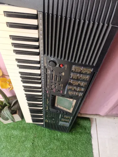 Teclado Yamaha PSR 530 já progamado ritmos atuais 