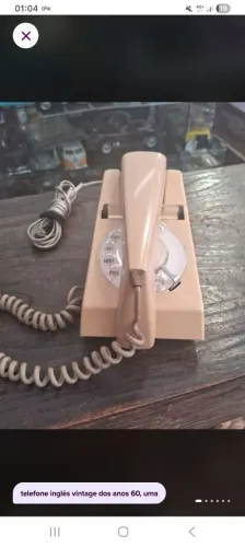 telefone inglês vintage dos anos 60, uma peça rara e colecionável. design clássico e